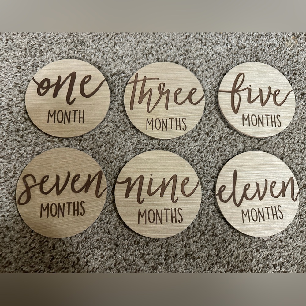 Wooden monthly photo props